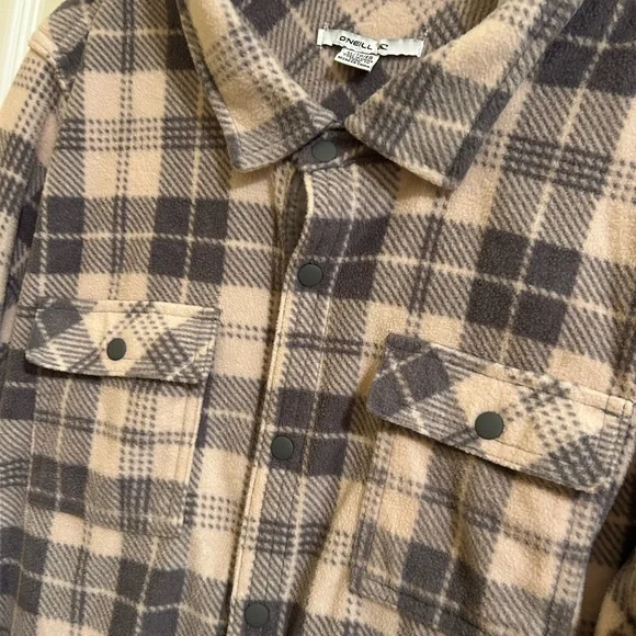 O Neil Plaid Button-Up flannel jacket/Shirt/shacket - Picture 2 of 5